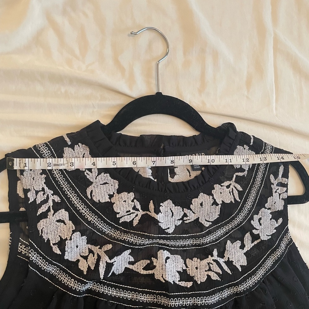 Torrid blouse with floral embroidery. Get your David Rose on! - Picture 5 of 6